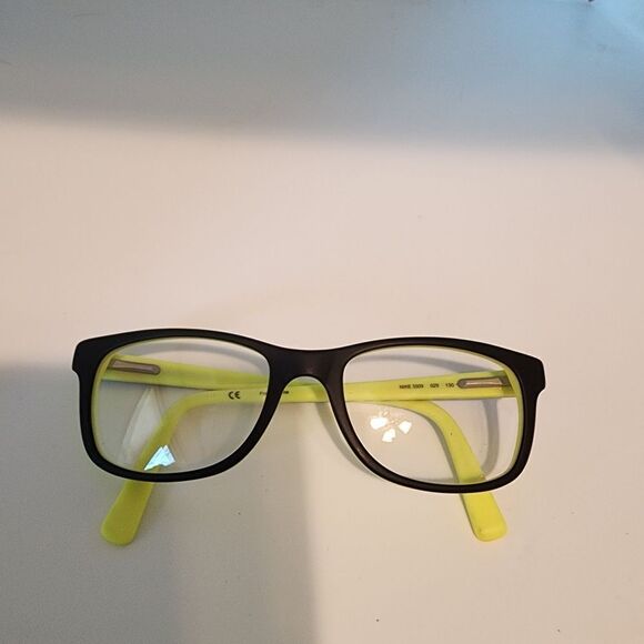 Nike Yellow & Black Prescription Glasses Frames, Case, & Cleaning Cloth - Picture 2 of 7